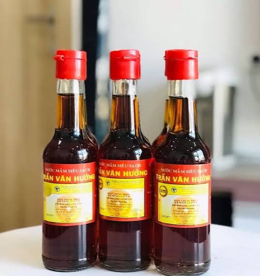 Nước mắm Trần Văn Hưởng 250ml lắp đỏ - Ảnh 2