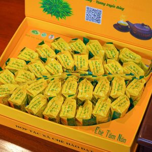 Bộ Hộp Chè ấm tôm nõn Hảo Đạt Tân Cương Thái Nguyên OCOP 5 sao